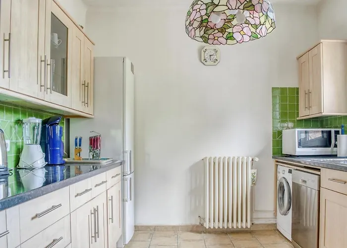 Les Vignes De Carcassonne - Classe 4 Etoiles Piscine Et Clim Capendu